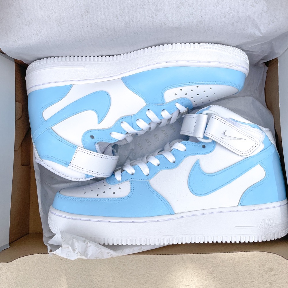 Nike Air Force 1 UNC Carolina Blue Custom - Picture 1 of 5